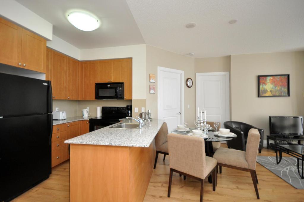 Urban Furnished Suites - Mississauga Room photo